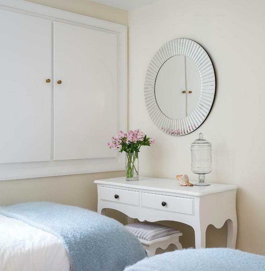 Albany Apartment Whitby Esterno foto
