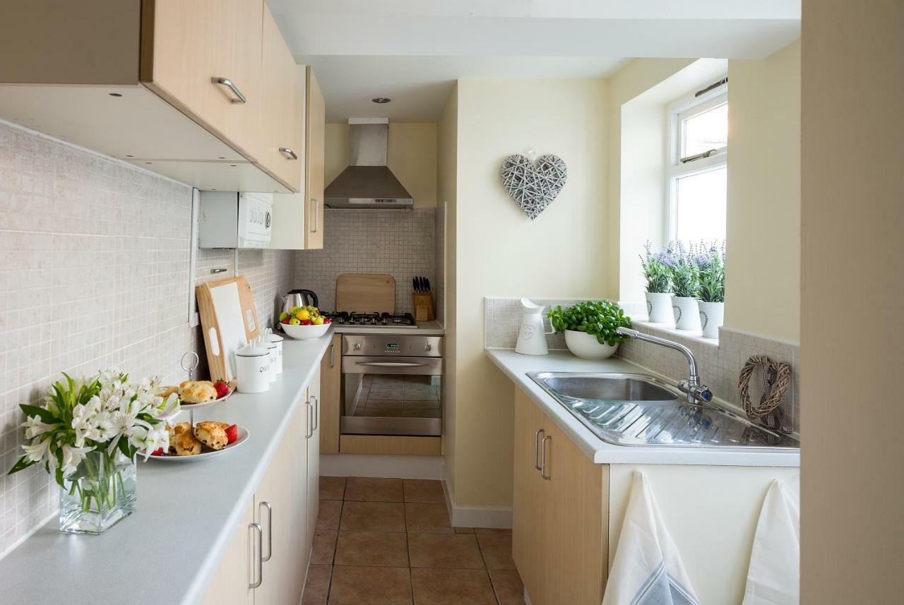 Albany Apartment Whitby Esterno foto